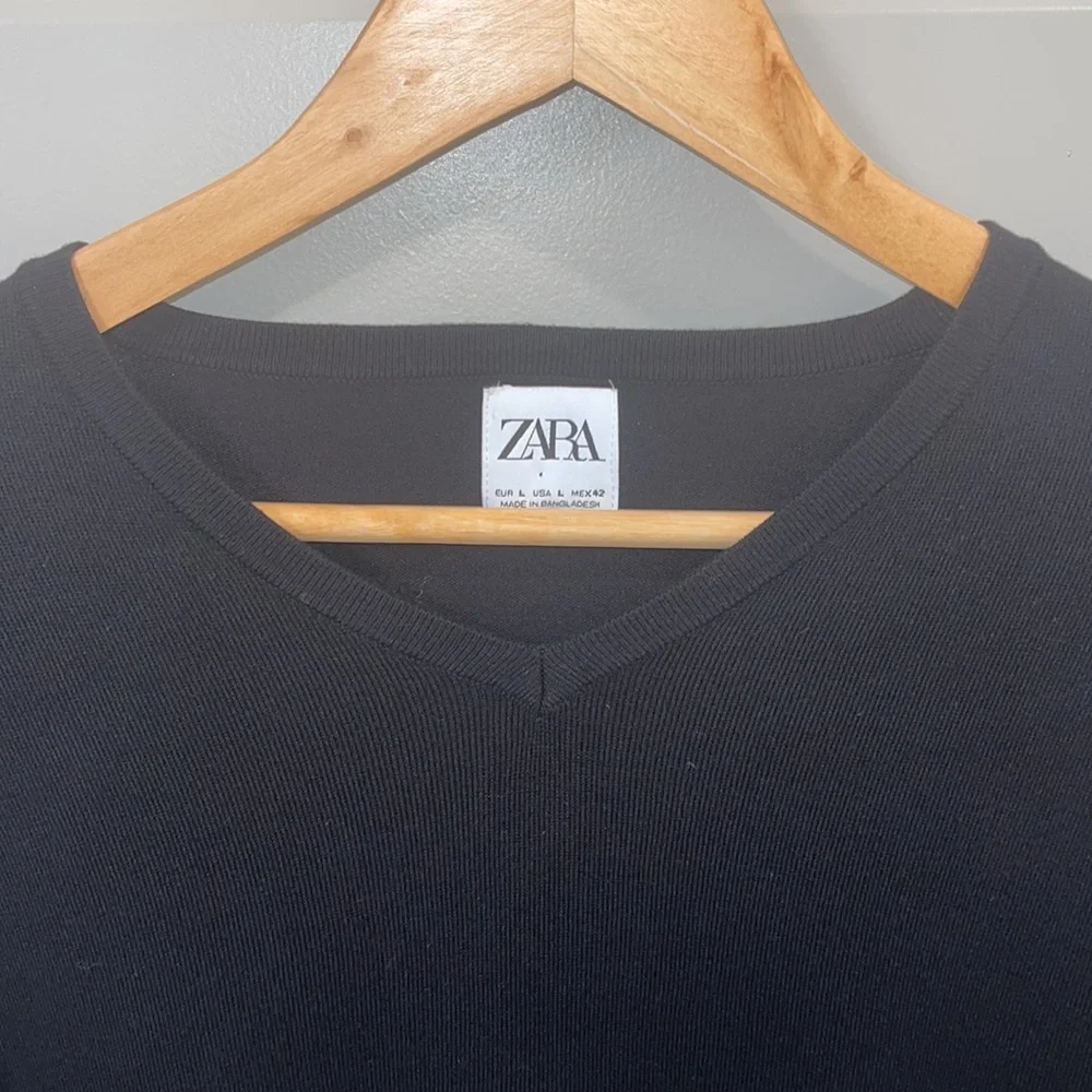 ZARA - V-neck top - black